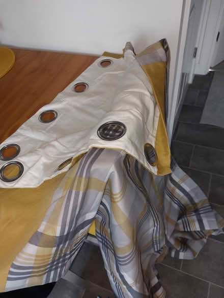Photo of free Curtains (DE22) #2