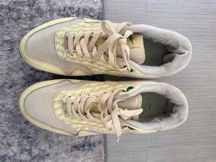 Photo of free uk size 9.5 (HA0) #1