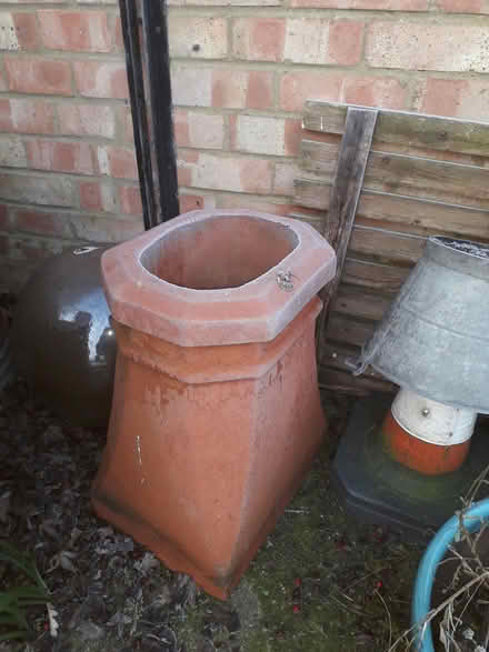 Photo of free Small Chimney Pot (CT3) #1