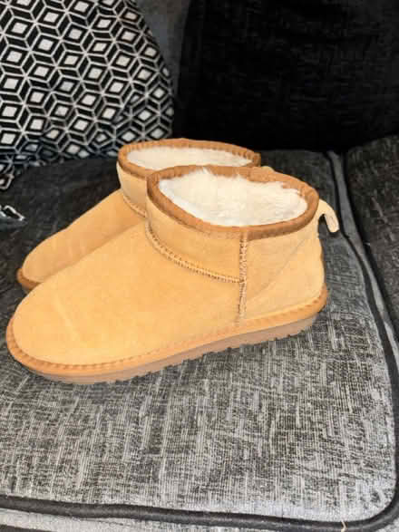 Photo of free Uggs (droitwich) #3