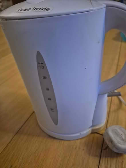 Photo of free Working kettle (Friern Barnet N11) #1