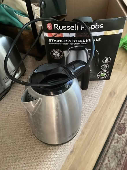 Photo of free Kettle and toaster (Tilbury RM18) #1