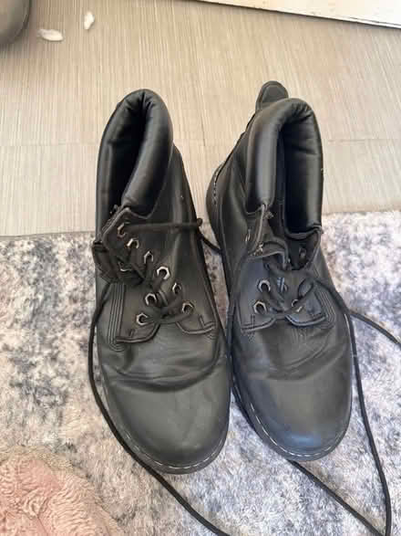 Photo of free UK size 7 (HA0) #2