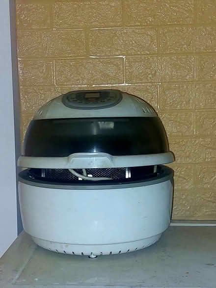 Photo of free multipurpose deliman pot (South Finglas Dublin 11) #1