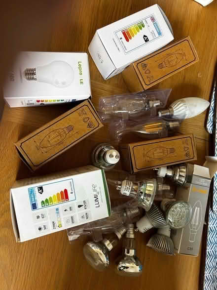 Photo of free Light bulbs (Law DD3) #1