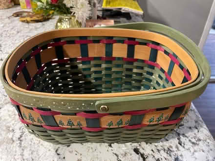 Photo of free (4) different sized baskets (Broomfield) #2