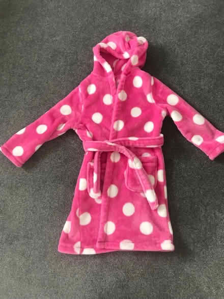 Photo of free Girls fleece dressing gown age 5-6 (Pr4 2WA) #1