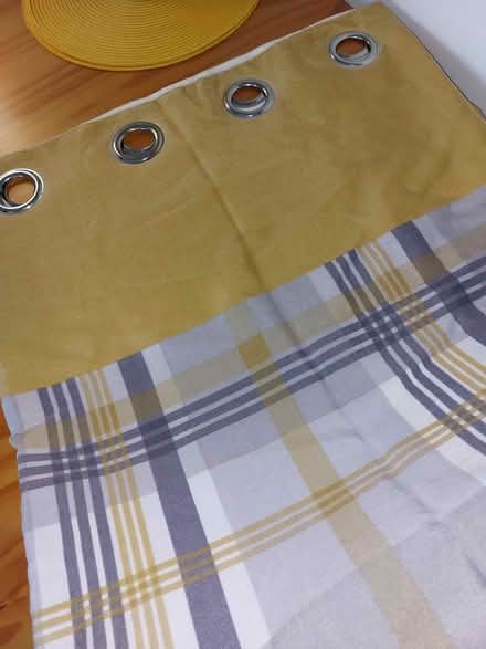 Photo of free Curtains (DE22) #1