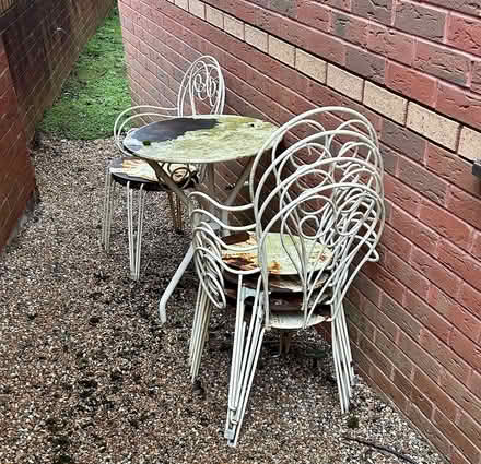 Photo of free Patio Table and Chairs (AL5 4XT) #1