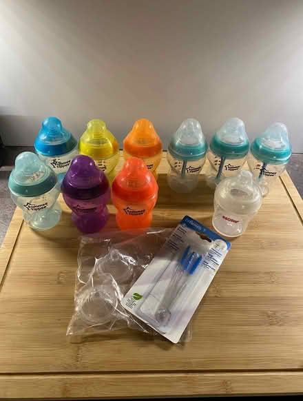 Photo of free Baby bottles unused (Stanpit, Mudeford) #1