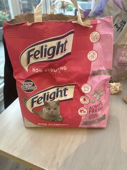 Photo of free Cat litter (Chislehurst, BR7) #1