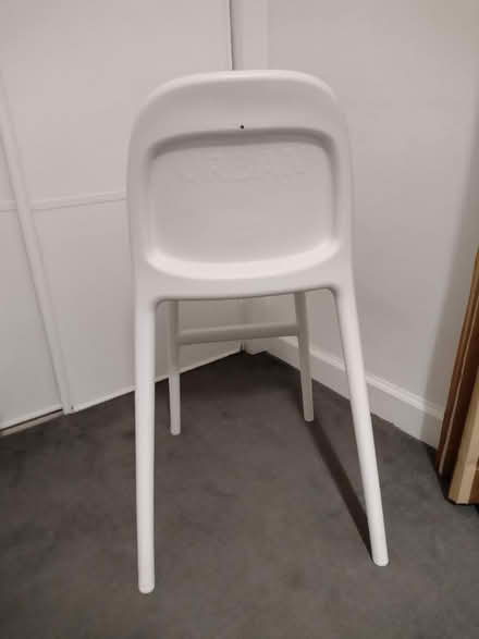 Photo of free White Chair (North Kensington W10) #2