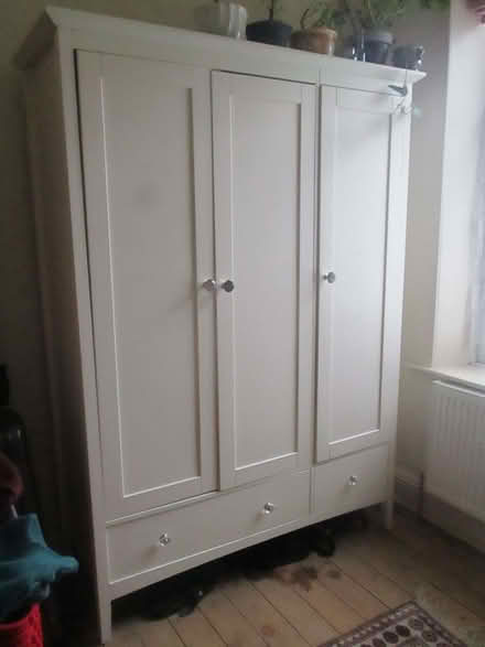 Photo of free Triple door wardrobe (Barnoldswick BB18) #1
