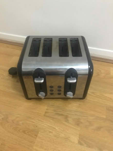 Photo of free Toaster (Sele Farm, Hertford SG14) #1