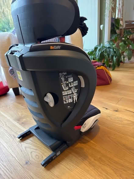 Photo of free Beware izi flex car seat (HP1) #3