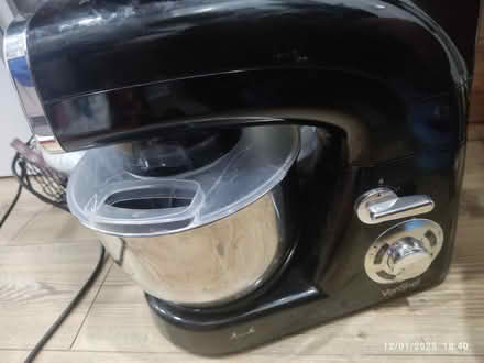 Photo of free Vonshef (Surbiton KT6) #2