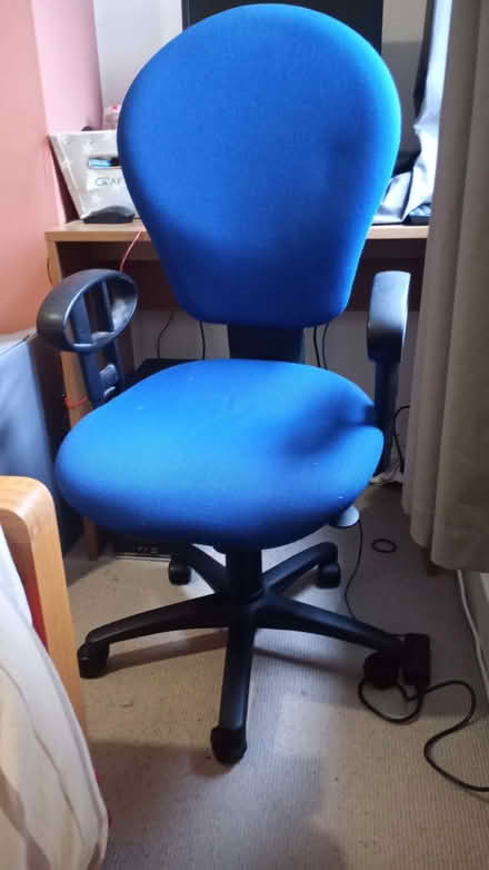 Photo of free Office chair (Newtown RG1) #1