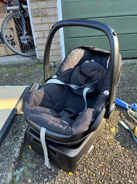 Photo of free Baby car seat (Beckenham BR3) #1