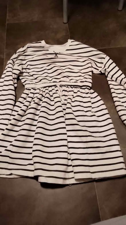 Photo of free Thick jumper dress 9-10years (Norcot RG30) #1