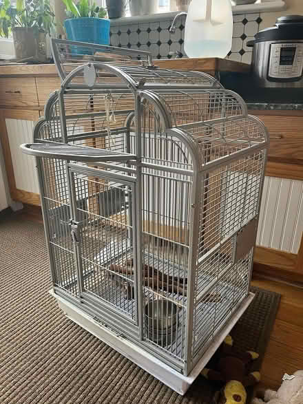 Photo of free beautiful small parrot cage (near 6th and Arapahoe Boulder) #1