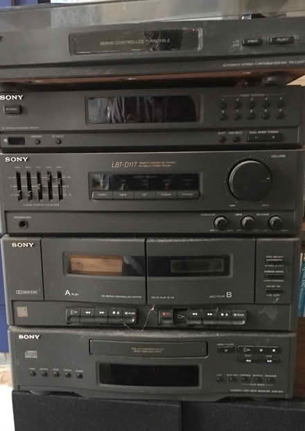 Photo of free Sony sound system from early 90s (Earley RG6) #1