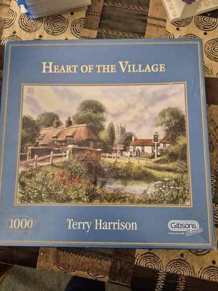 Photo of free 1000 piece puzzle (ME15 Wheatsheaf Close) #1