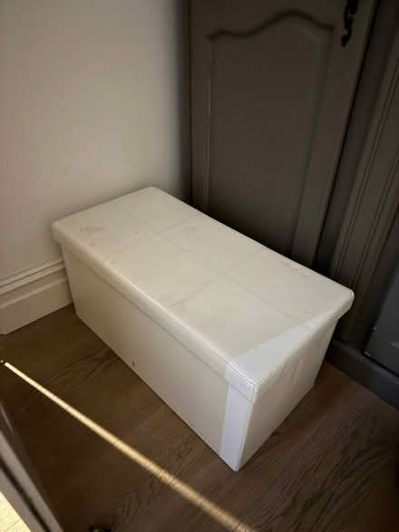 Photo of free Bench/storage (South Kensington SW7) #1