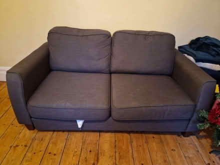 Photo of free sofa (Wandsworth Common SW12) #1