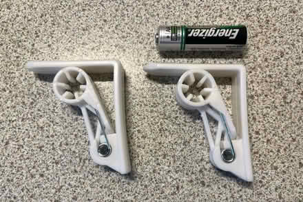 Photo of free Tablecloth clips (OX11 South Moreton, Didcot) #1
