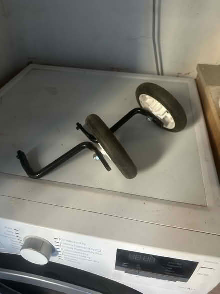 Photo of free Bike stabilisers (CR0) #1