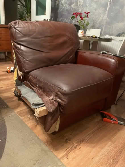 Photo of free Reupholster project - one seater and two seater sofas (Stroud Green N4) #1