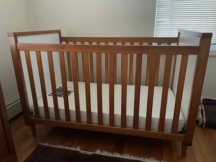 Photo of free Baby crib (Englewood Cliffs, NJ) #1