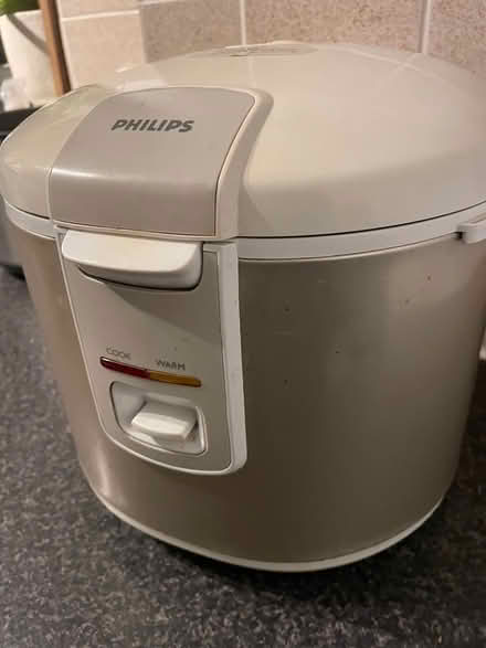 Photo of free Philips rice cooker (Bracknell’s RG42) #2
