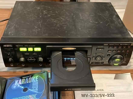 Photo of free karaoke video CD player (Arroyo Grande) #3
