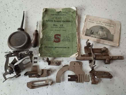 Photo of free Singer sewing machine attachments (Newport Pagnell MK16) #1