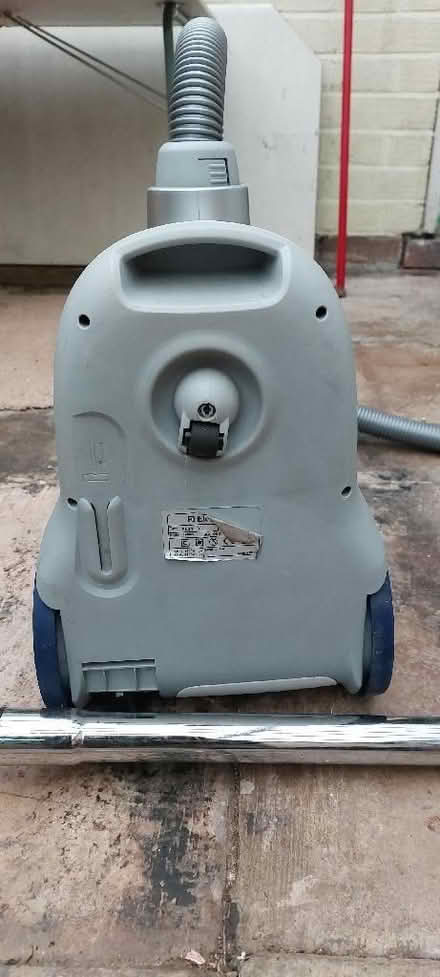Photo of free Electrolux vacuum cleaner (Quinton B62) #2