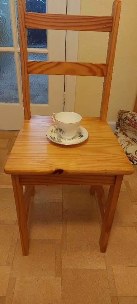 Photo of free Small chair (Quinton B62) #1