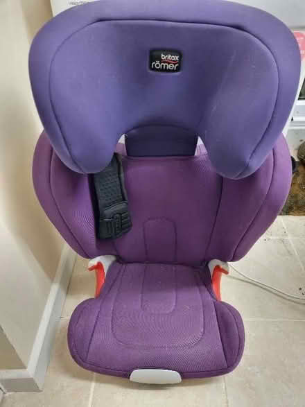 Photo of free Child Car Seat (Highworth SN6) #1