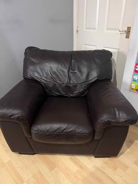 Photo of free 1+2 seater sofa (Wednesbury, WS10) #1