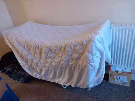 Photo of free White King-size mattress topper (IP1) #1