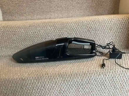 Photo of free Hand vacuum (SE9) #1