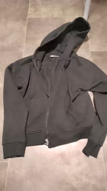 Photo of free Black jacket 8years (Norcot RG30) #1