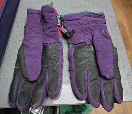 Photo of free Thinsulate Gloves- Mens (Oxford OX4) #2