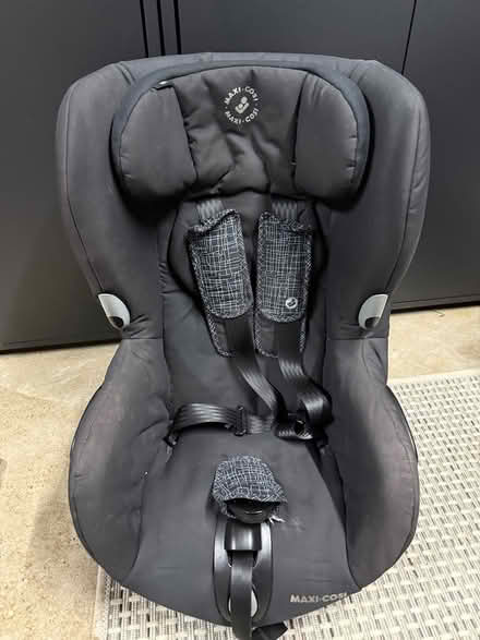 Photo of free 2x Maxi Cosi Axxis Seats (SG4) #3