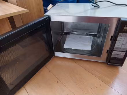 Photo of free Microwave (Bishop Auckland DL14) #1