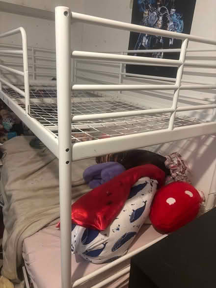 Photo of free Metal bunk bed - has damage section (N4) #1