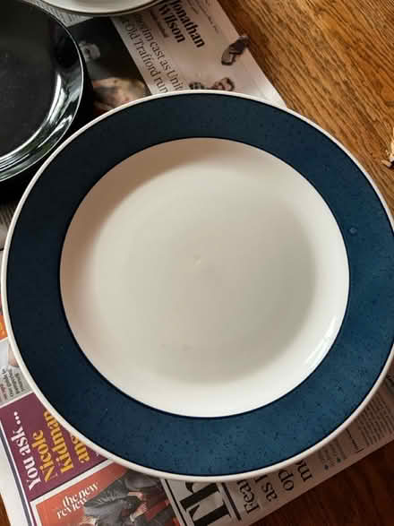 Photo of free Various crockery - plates & bowls (Tottenham, N17) #3