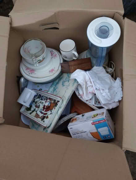 Photo of free job lot of home goods (Chippenham SN15) #1