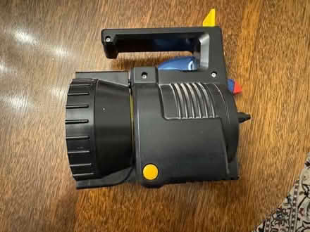 Photo of free Torch (Flashlight) (Oxshott KT22) #2