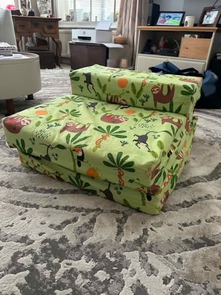 Photo of free not used ready steady bed (Richmond Kew road) #1